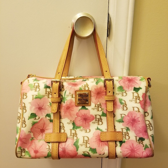 Dooney & Bourke Handbags - Dooney & Bourke Bag